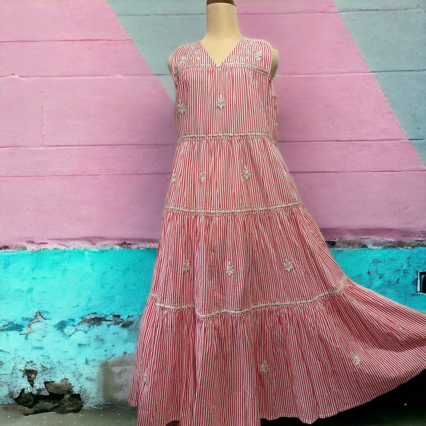 <LUMINE Collab> Stripe Block Wide Dress with Lucknow Embroidery - ストライプブロックプリントの刺繍ワイドワンピース