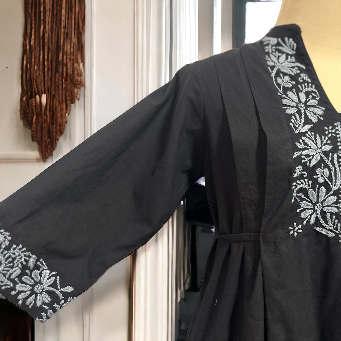 Lucknow Embroidery Tuck Dress with Soft Indian cotton - ラクノウ刺繍のタックワンピース
