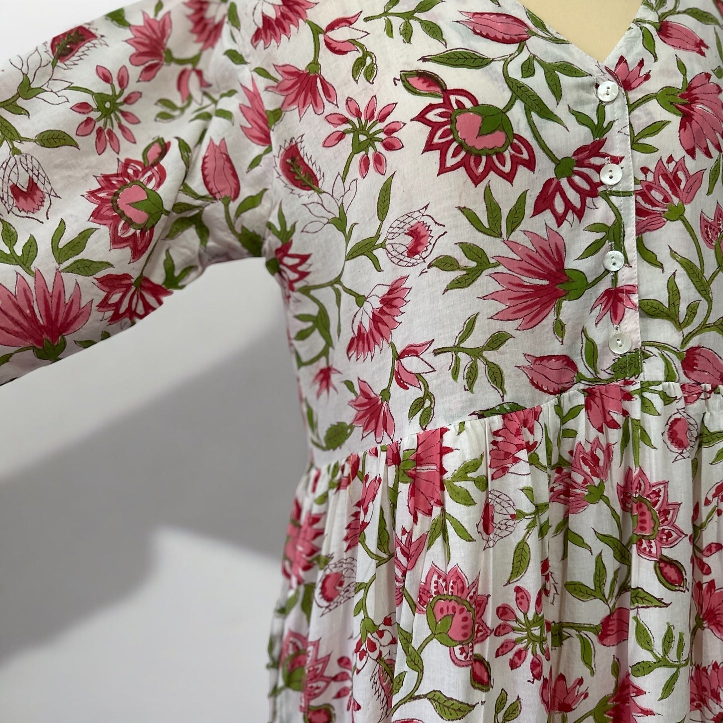 Design A / Quarter Sleeve Dress- 七部袖スリーブワンピース