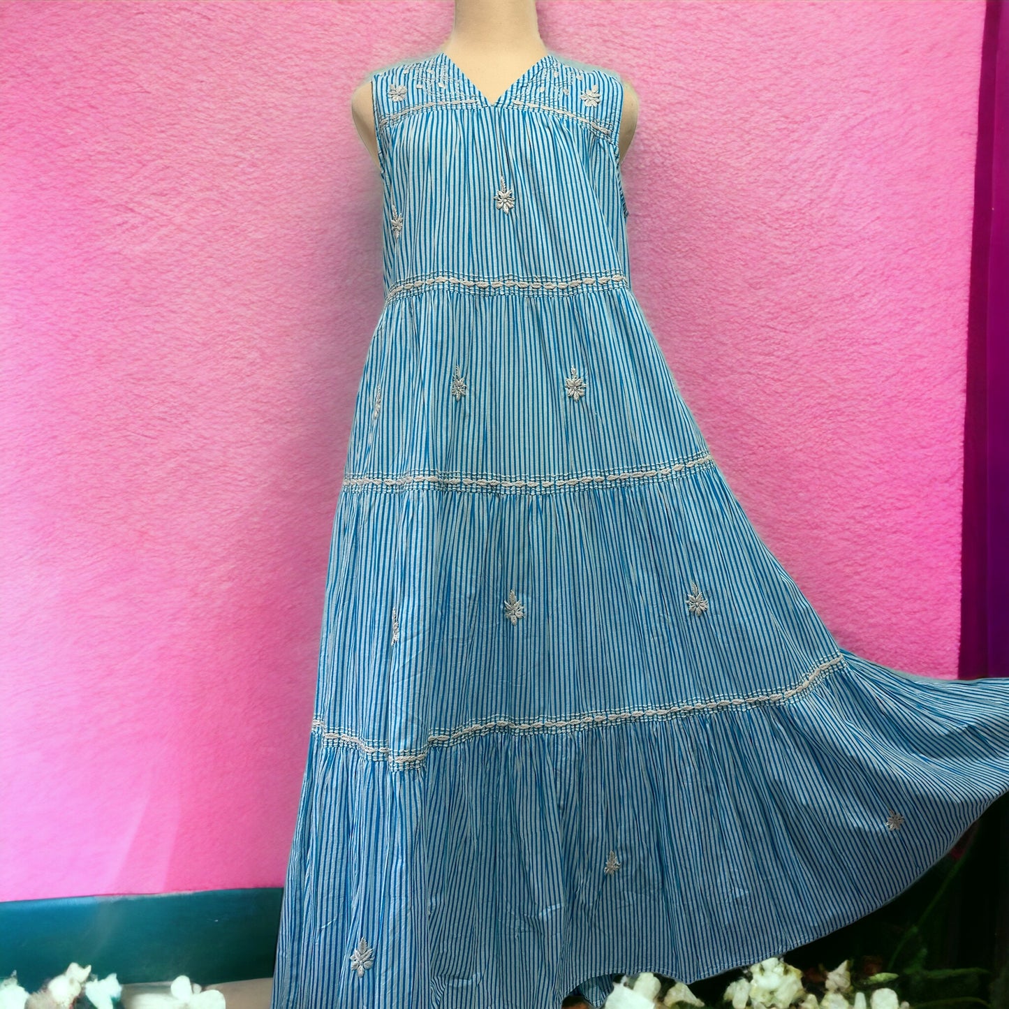 <LUMINE Collab> Stripe Block Wide Dress with Lucknow Embroidery - ストライプブロックプリントの刺繍ワイドワンピース