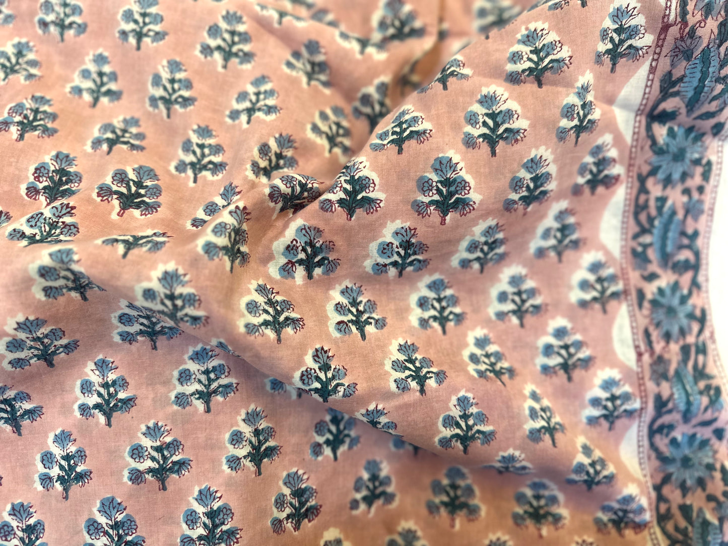 Pale Flower in Pink ブロックプリントIndian cotton 100%