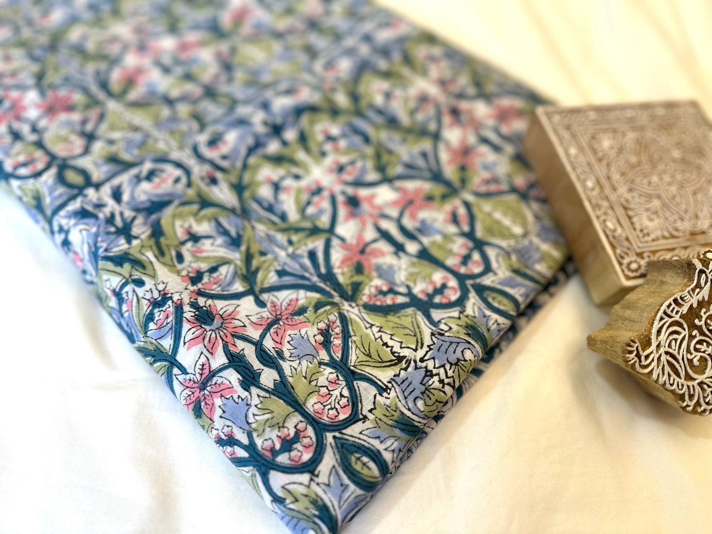 Garden in wonderland ブロックプリントIndian cotton 100%