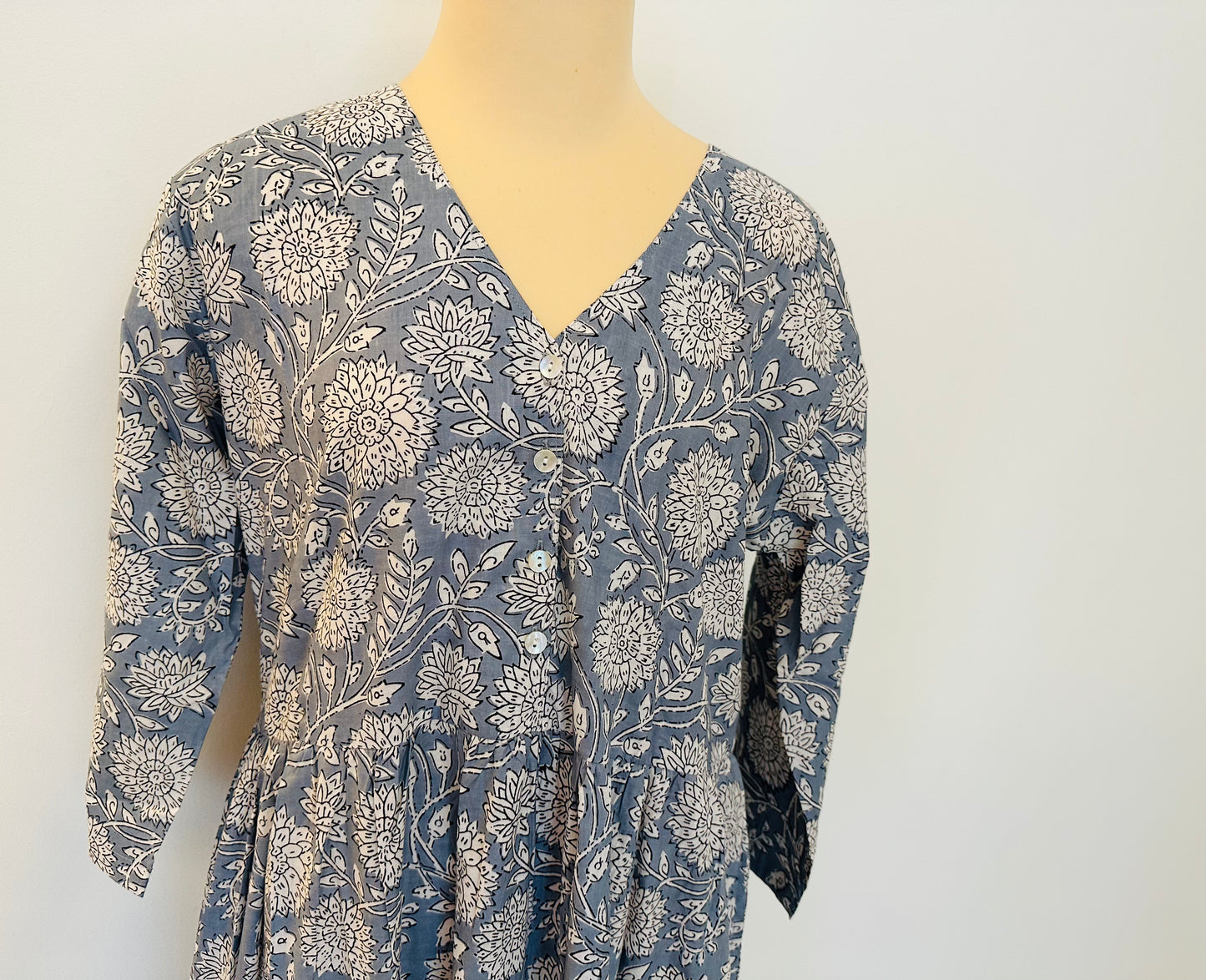 Design A / Quarter Sleeve Dress- 七部袖スリーブワンピース