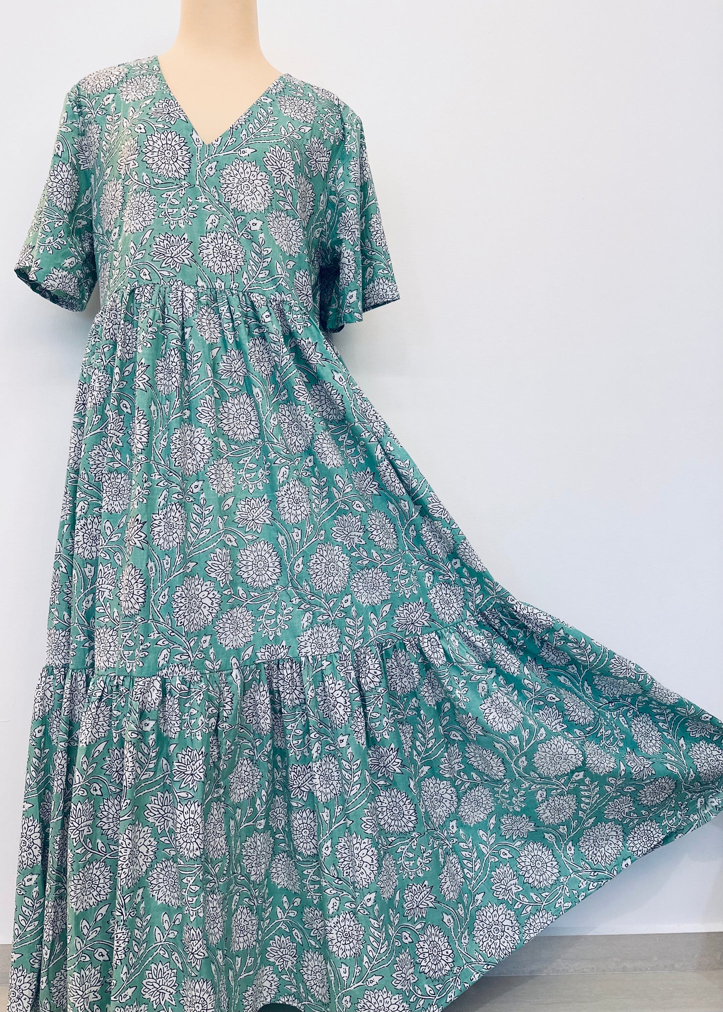 Design C / Flare Sleeve Dress- フレアスリーブワンピース