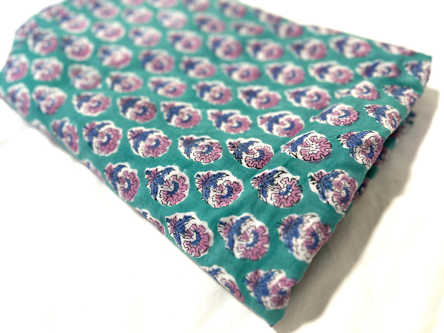 Violet in green  ブロックプリントIndian cotton 100%