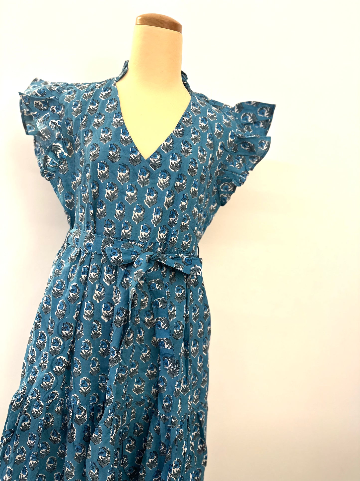 Design B /Frilled sleeve long dressフリルスリーブワンピース