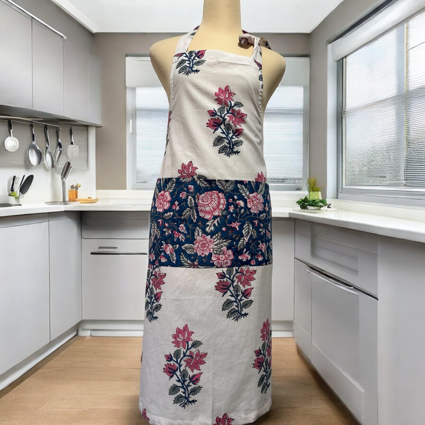 NEW ! Block Print Apron ブロックプリントのエプロン